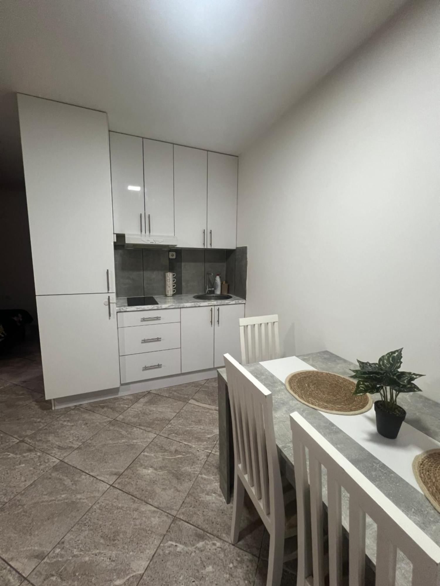Aurora Apartment Сомбор Екстер'єр фото
