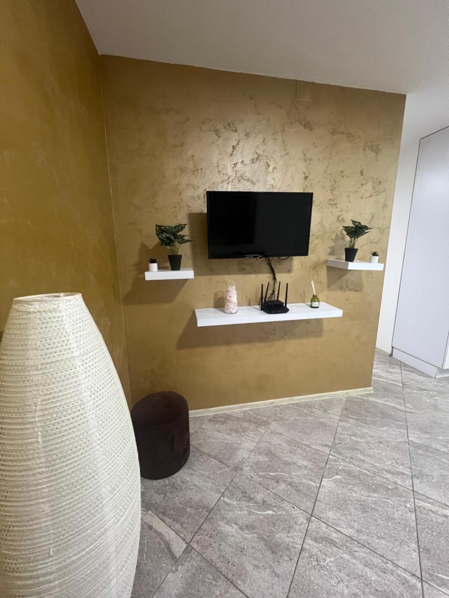 Aurora Apartment Сомбор Екстер'єр фото
